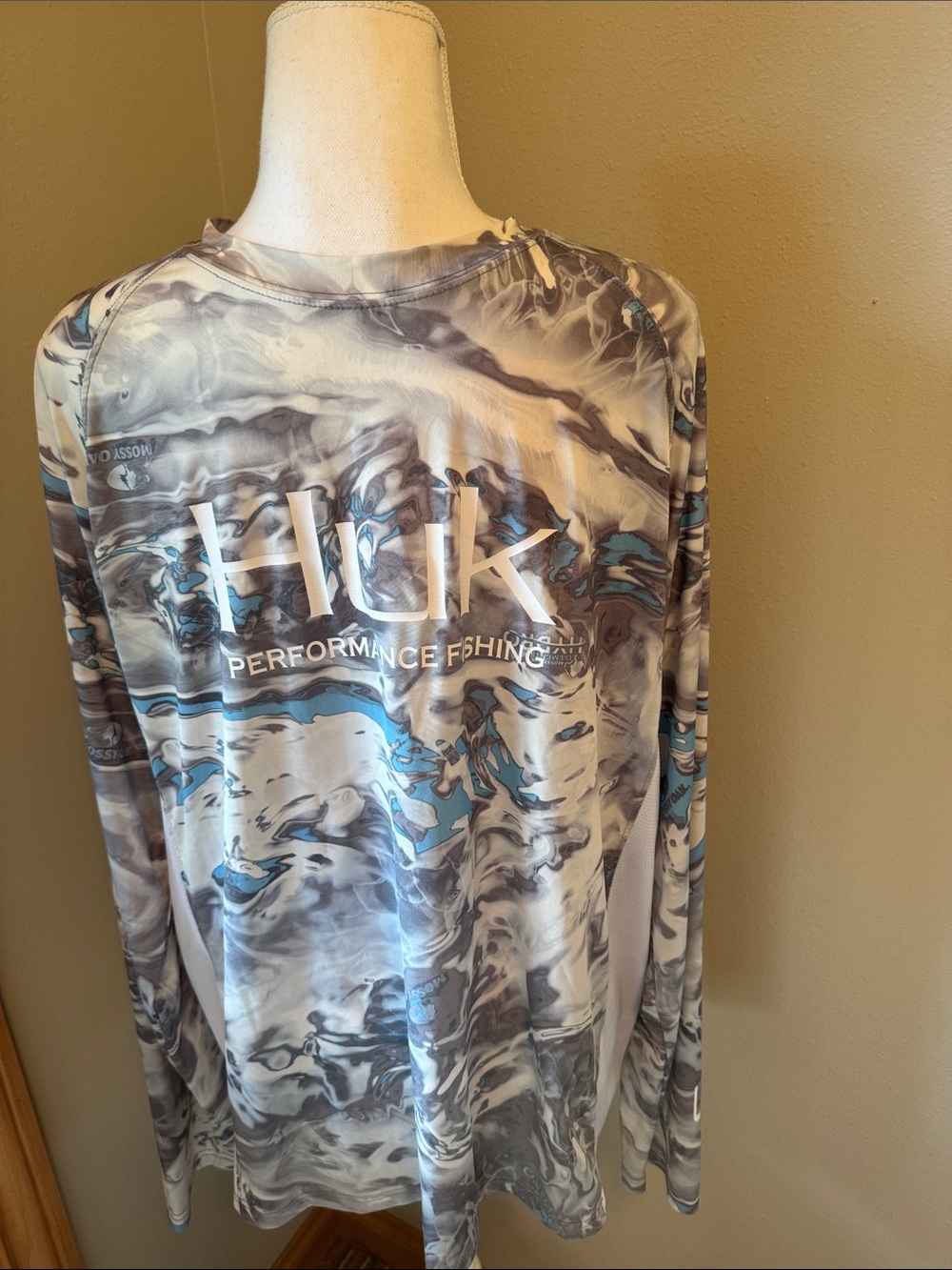 NEW Huk Performance Fishing Shirt Men’s Medium